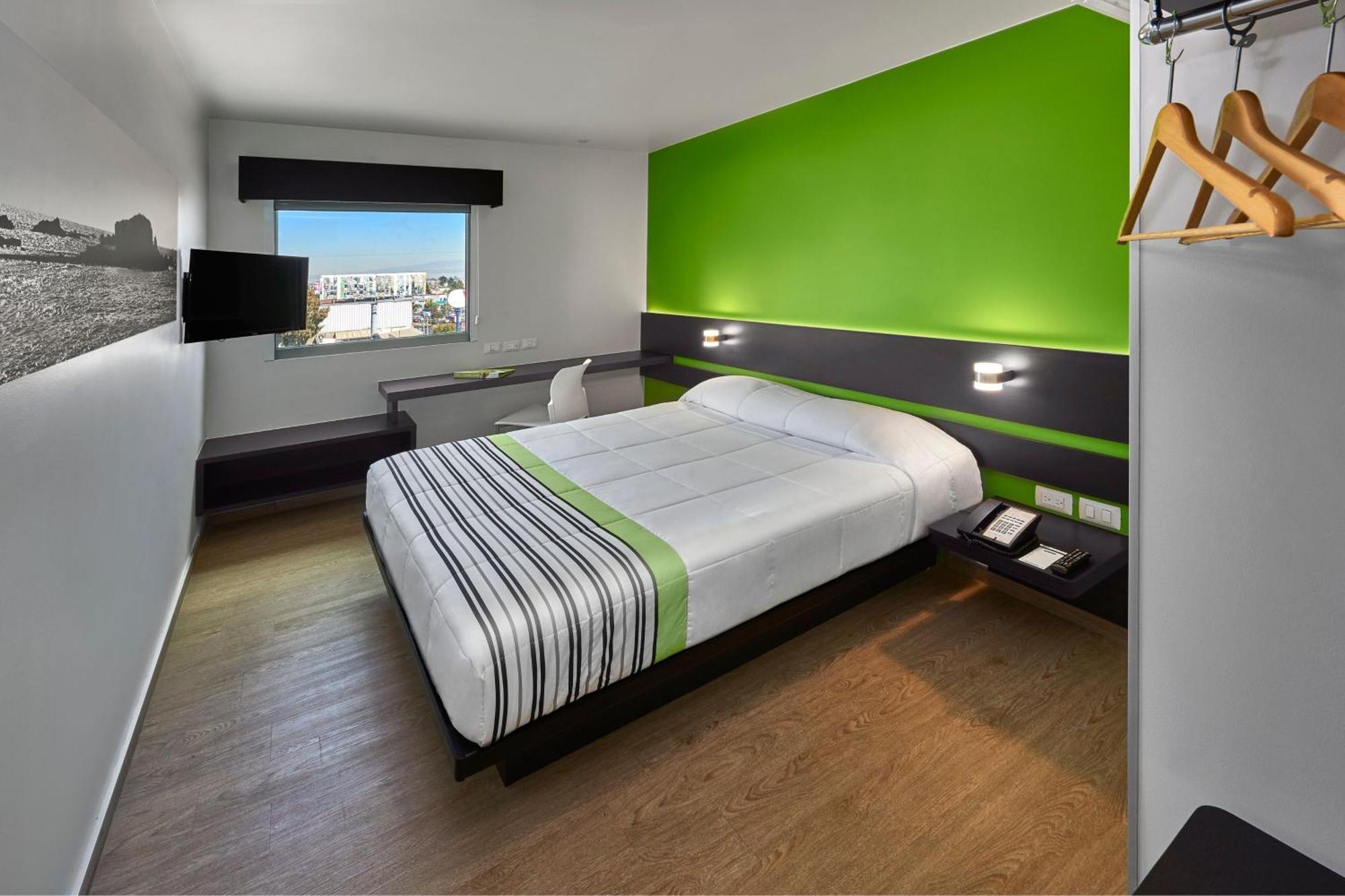 City Express Junior By Marriott Toluca Zona Industrial Εξωτερικό φωτογραφία