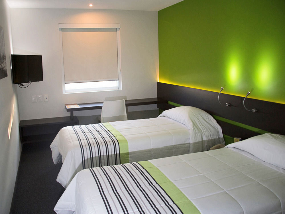 City Express Junior By Marriott Toluca Zona Industrial Εξωτερικό φωτογραφία